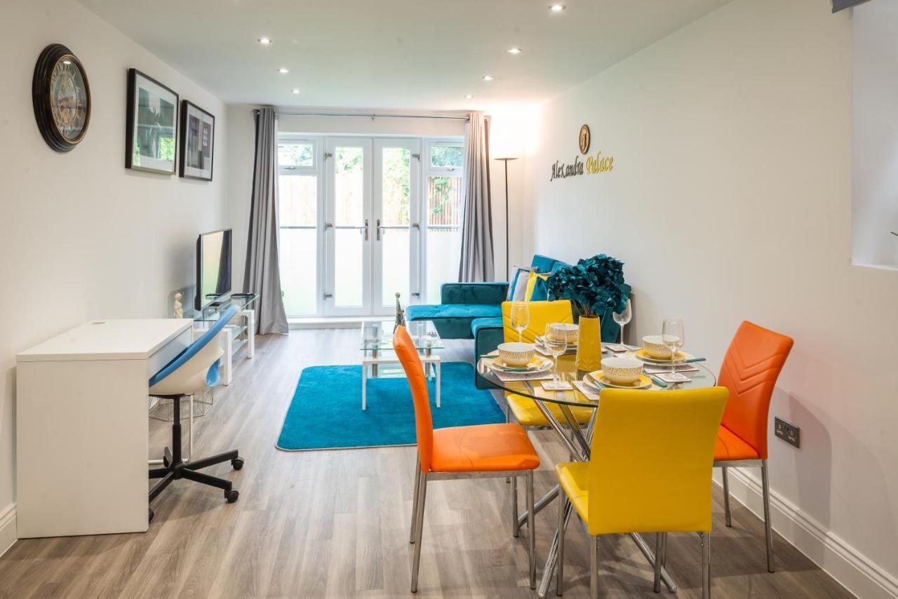 The 'Pinky' - Beautiful 1 Bed Apartment In Hatfield - Free Parking - Near Uni & Business Park - Big Savings On Long Stays Esterno foto