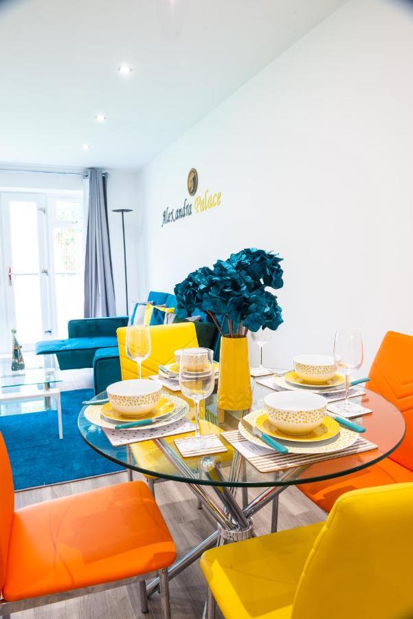 The 'Pinky' - Beautiful 1 Bed Apartment In Hatfield - Free Parking - Near Uni & Business Park - Big Savings On Long Stays Esterno foto