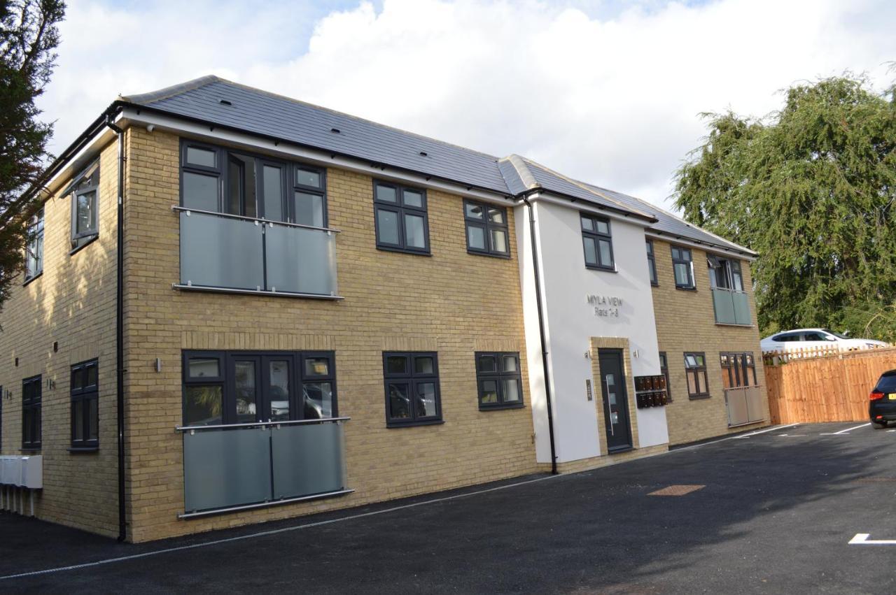 The 'Pinky' - Beautiful 1 Bed Apartment In Hatfield - Free Parking - Near Uni & Business Park - Big Savings On Long Stays Esterno foto