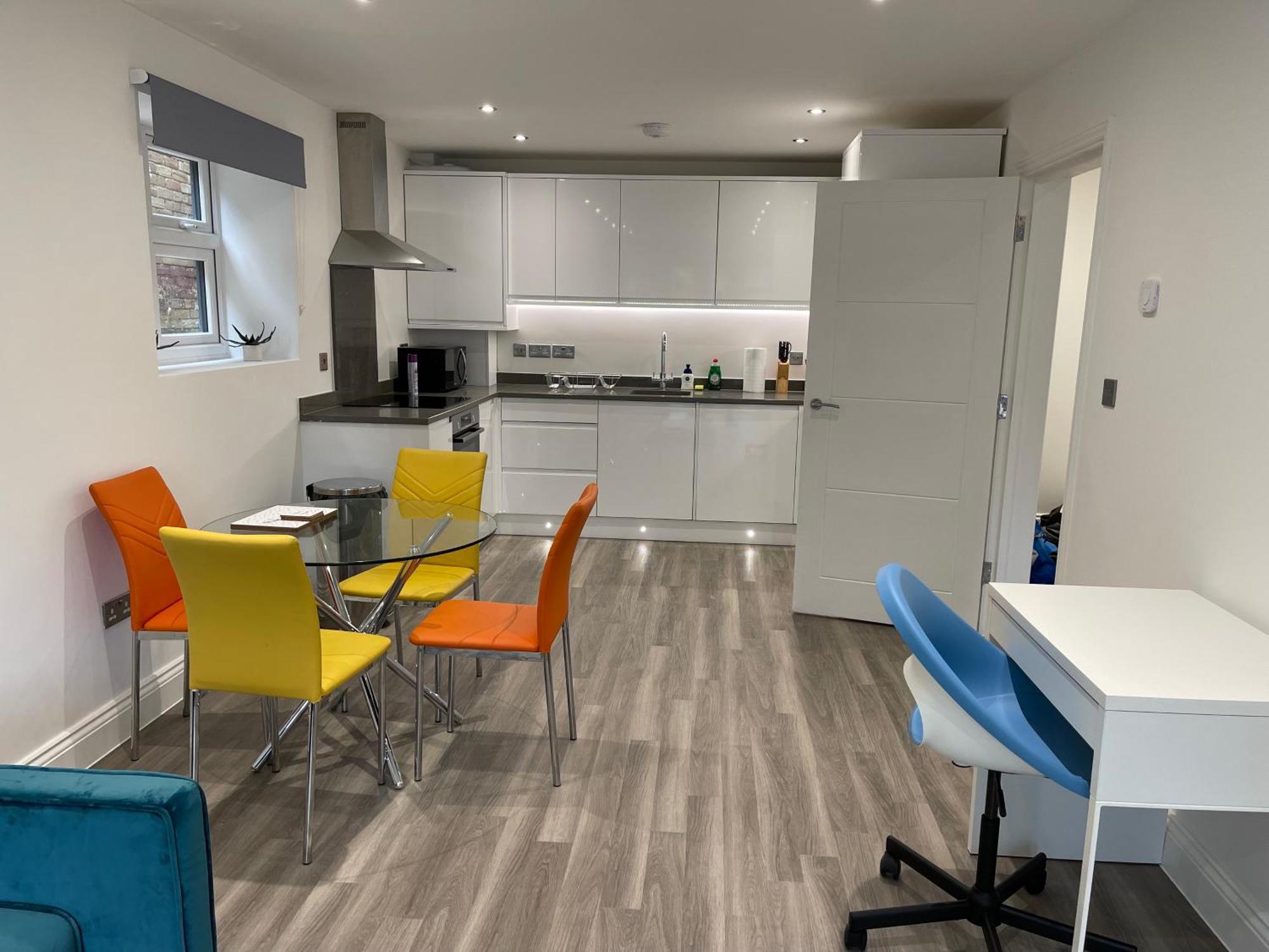 The 'Pinky' - Beautiful 1 Bed Apartment In Hatfield - Free Parking - Near Uni & Business Park - Big Savings On Long Stays Esterno foto